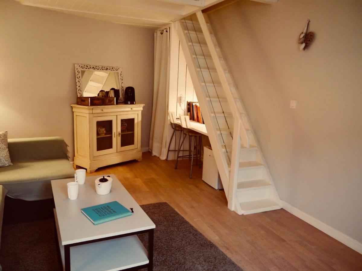 Chambre Et Salon Sur La Loire A Velo Les Ponts-de-Ce Exterior photo